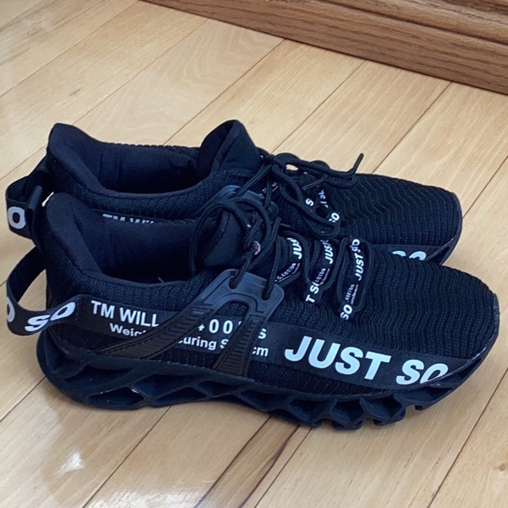 JUST SO Black Men's Athletic Sneakers